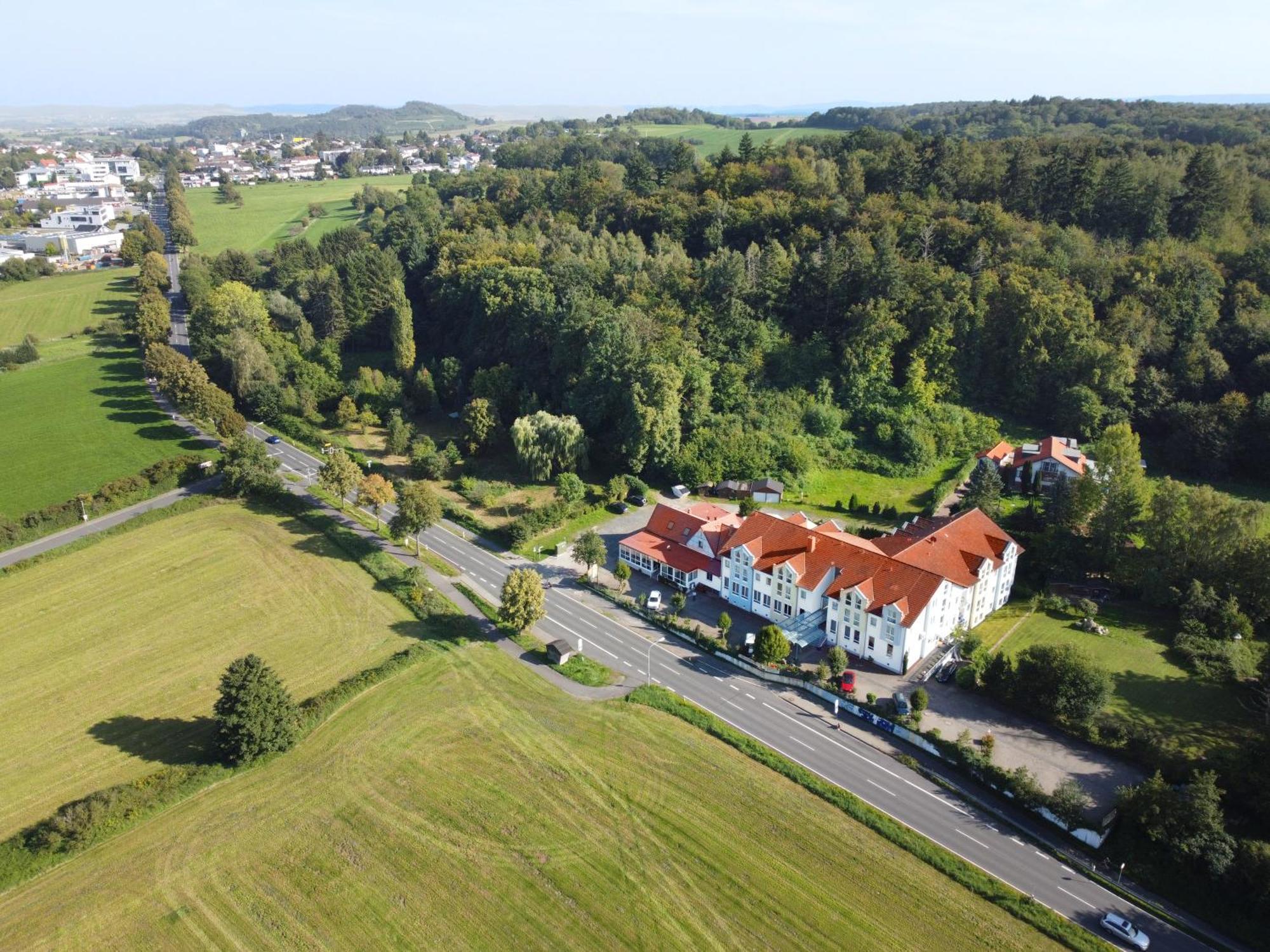 Hotel Bessunger Forst Rossdorf  Exterior foto